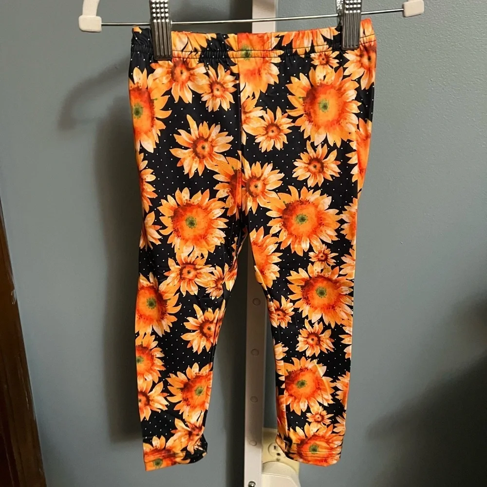 Sunflower Cream Hoodie and Floral Leggings Set Boutique NWOT
